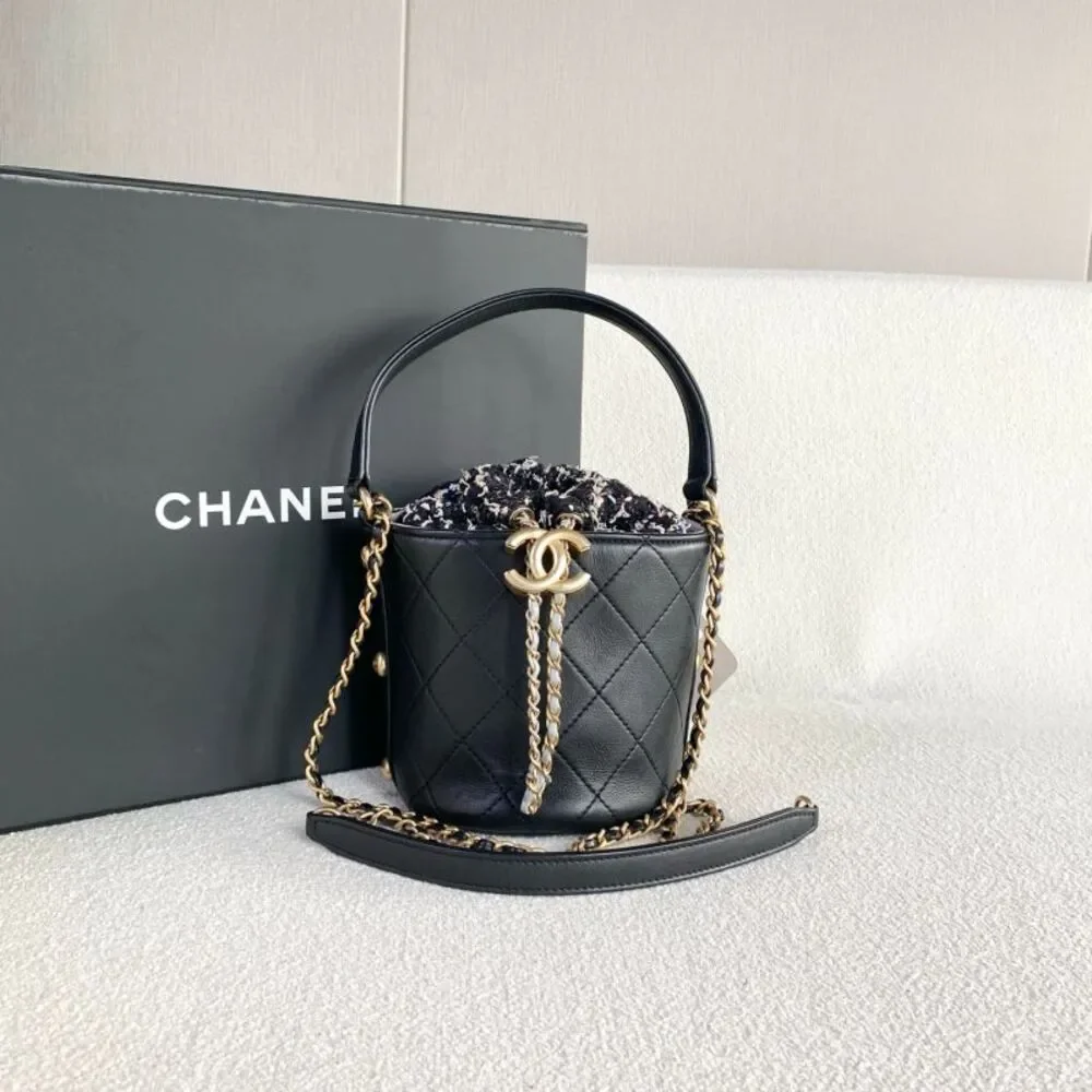 Chanel Women Pre-Loved Bag Very Good Condition